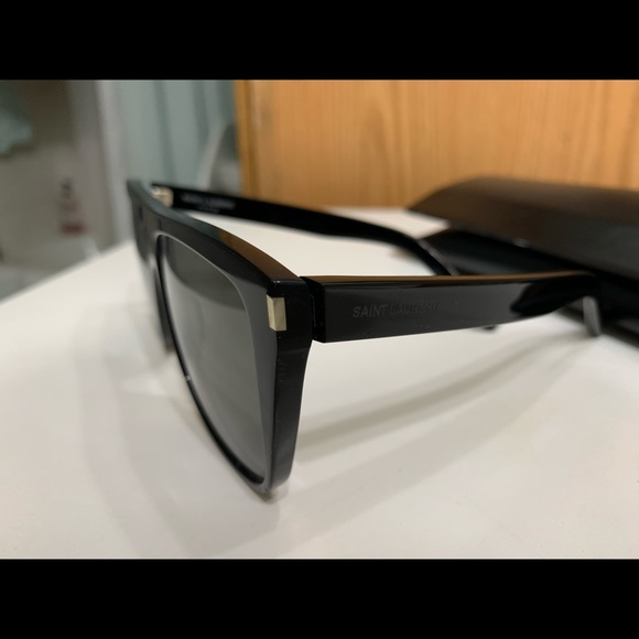 Saint Laurent D Frame Sunglasses - Picture 4 of 5